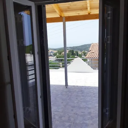 Α Peaceful Nest Appartement Volímai Buitenkant foto